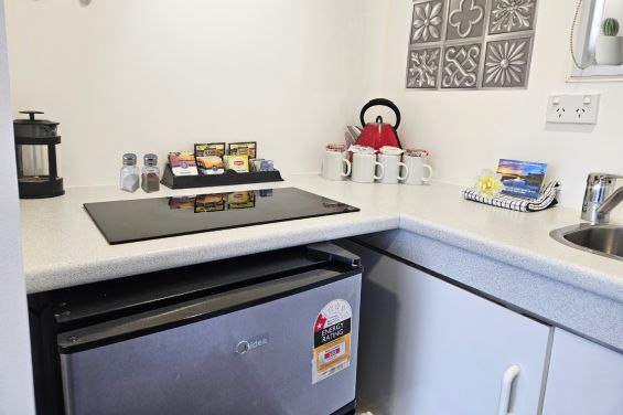 Standard Rooms kitchen